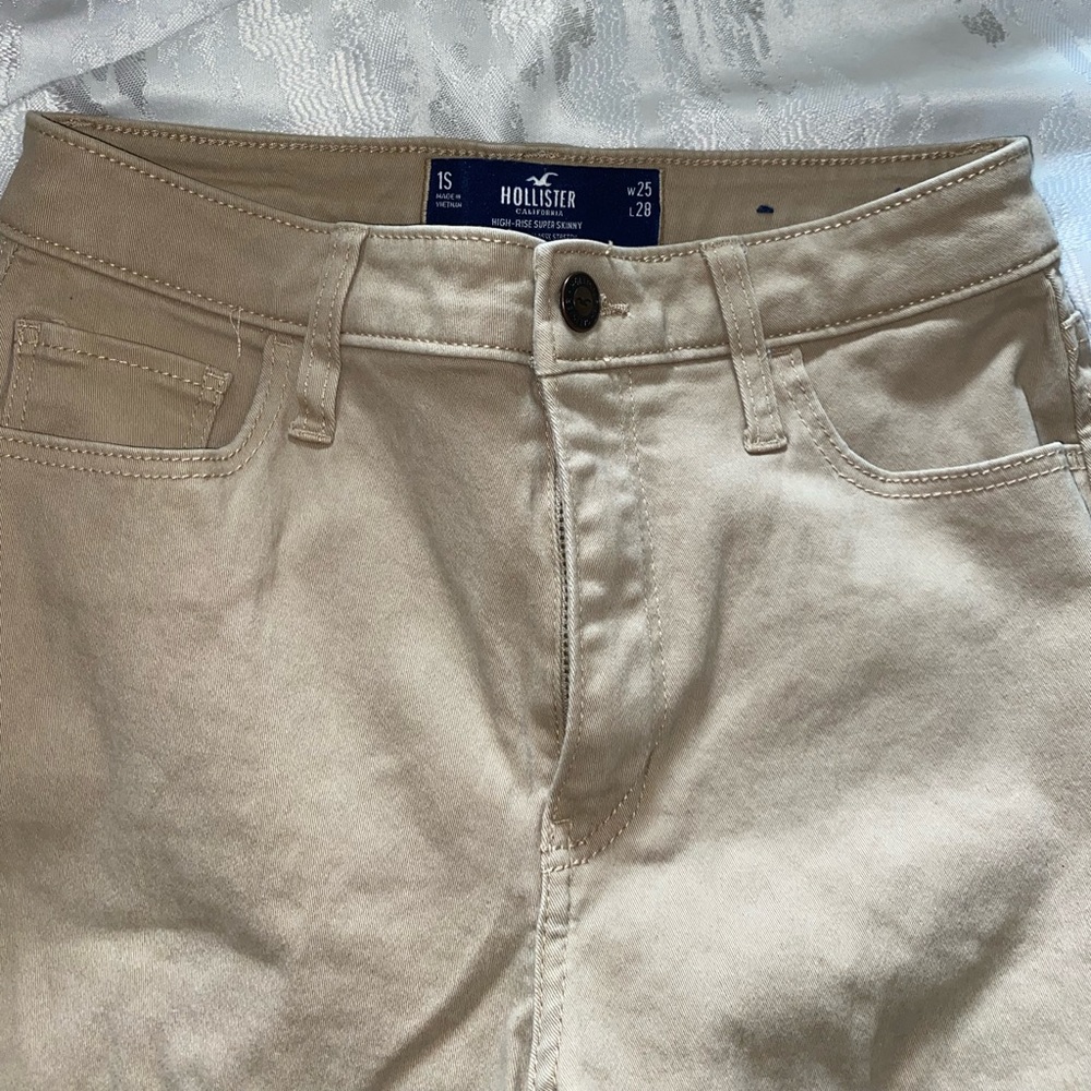 Hollister khaki jeans
